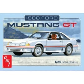 AMT 1/25 1988 Ford Mustang